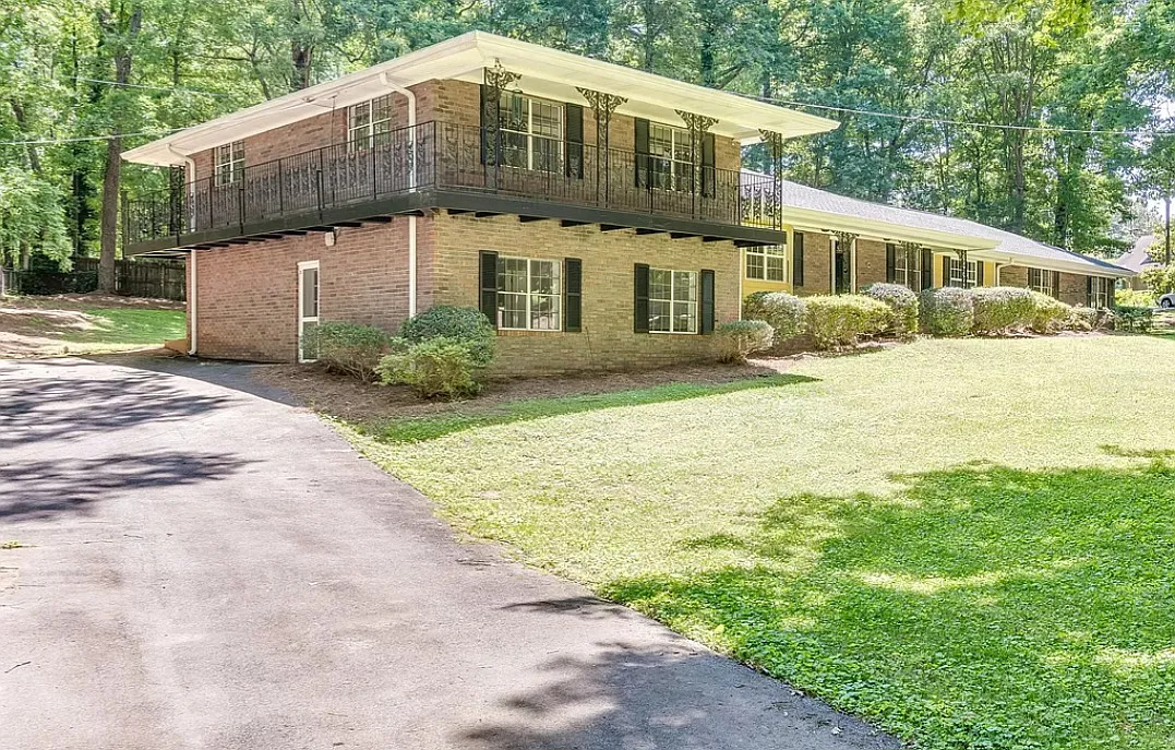 Timberland Dr SW, Mableton — Photo 4