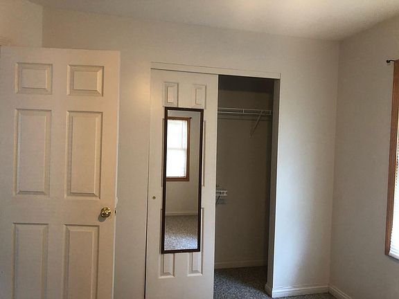 3rd image of 211 N Elm St