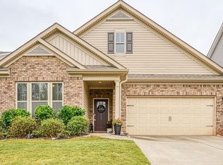 613 Highgarden Ln, Boiling Springs, SC 29316