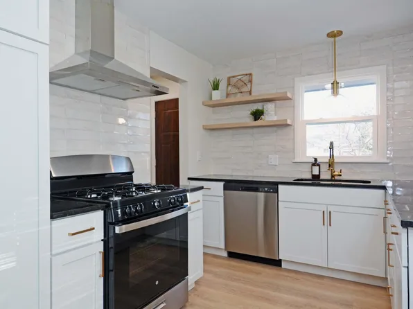 5424 Logan Ave N, Brooklyn Center, MN 55430