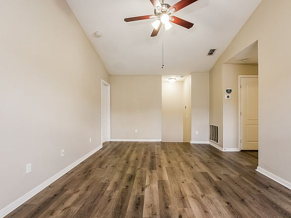 4th image of 4417 Spring Blossom Dr