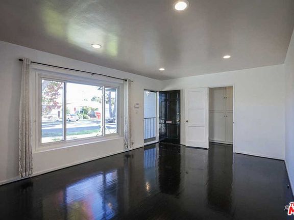 2nd image of 2737 Coolidge Ave