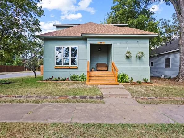 831 W Owing St, Denison, TX 75020