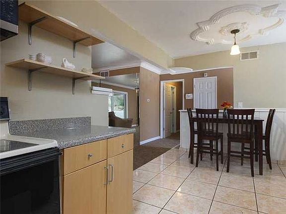 4th image of 6983 Benson Ave