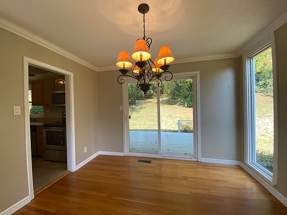 4th image of 3309 Valley Forge Dr