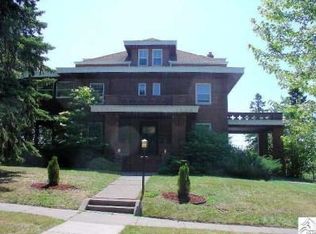 2400 E 1st St, Duluth, MN 55812