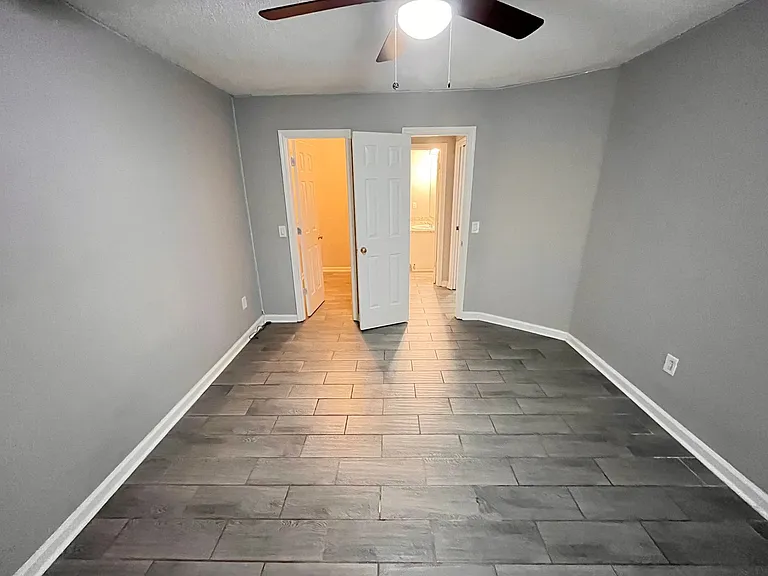 130 Crescent Cir — Photo 10
