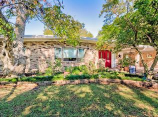 6631 Hansen Blvd, Groves, TX 77619