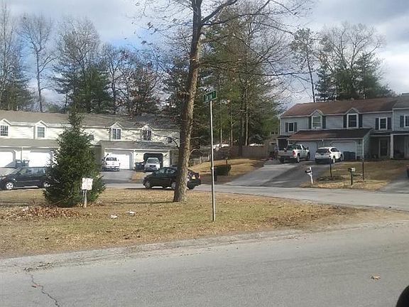 2nd image of 307 Caribou Ct