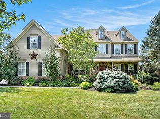 3016 Grace Ln, Pennsburg, PA 18073