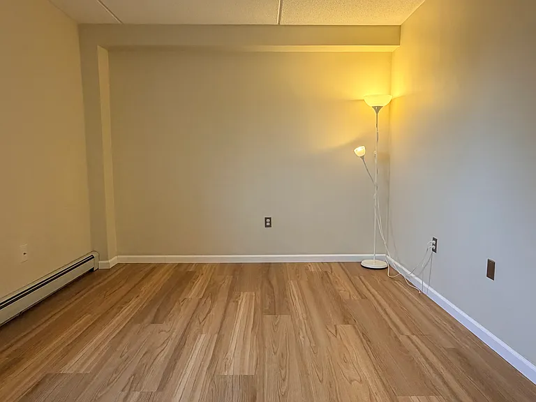 301 Lowell St #24 — Photo 1