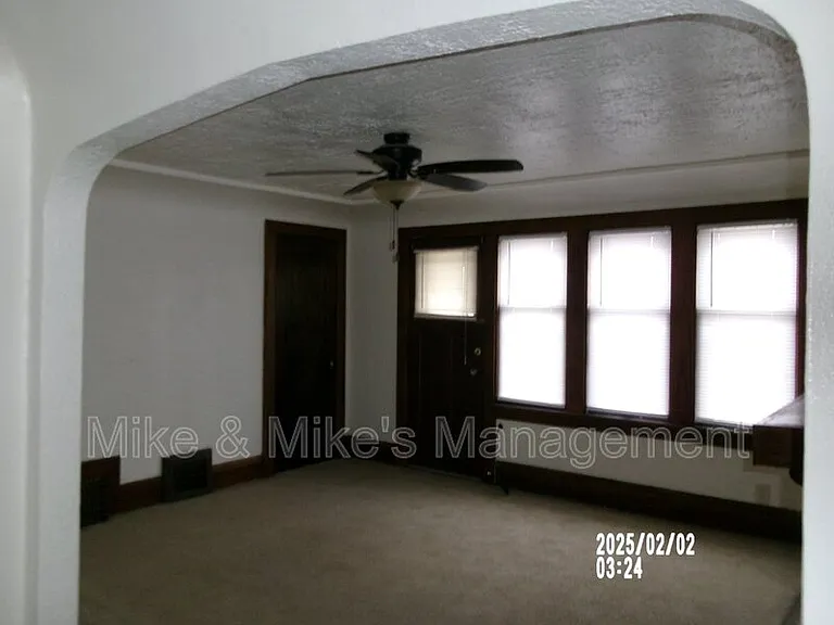 4163A N 20th St — Photo 3