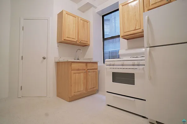 Rented by EXR | media 7