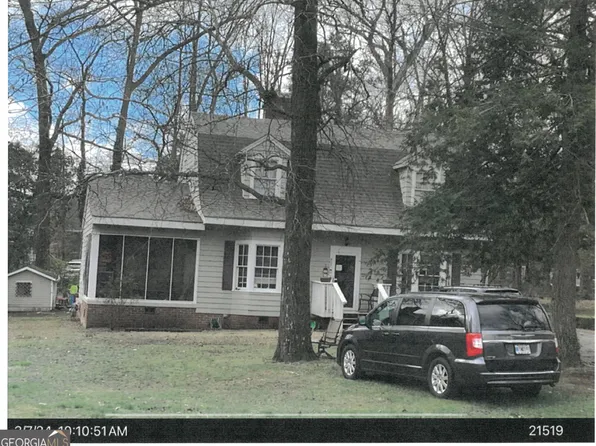 907 Walnut Pl, Dalton, GA 30720