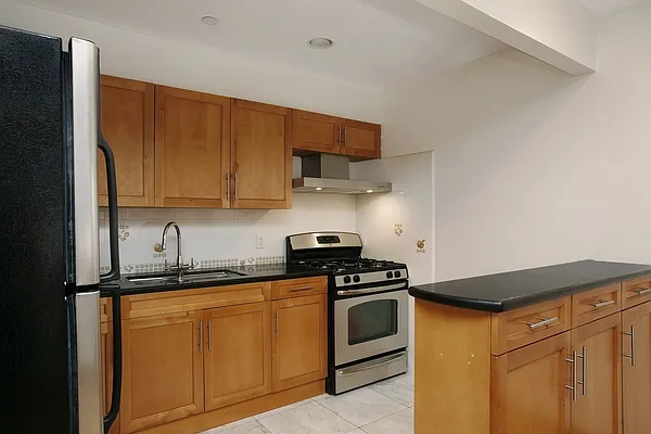 Sold by Corcoran | media 21