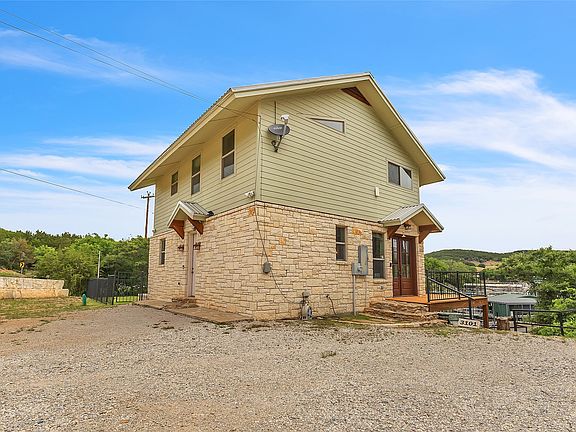 2nd image of 3101 Park Rd #36
