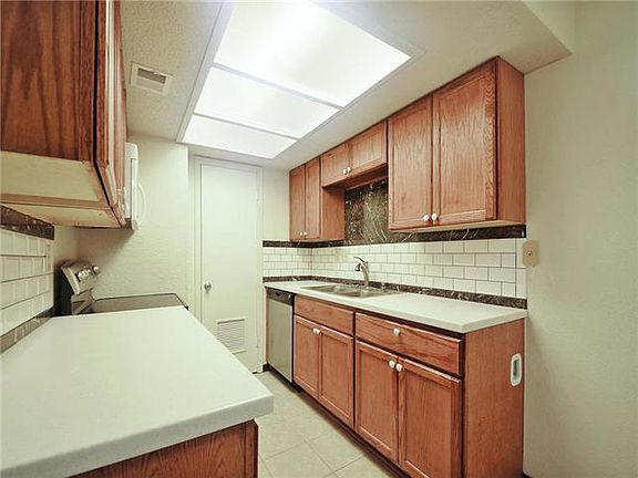 3rd image of 2600 Penny Ln APT 302