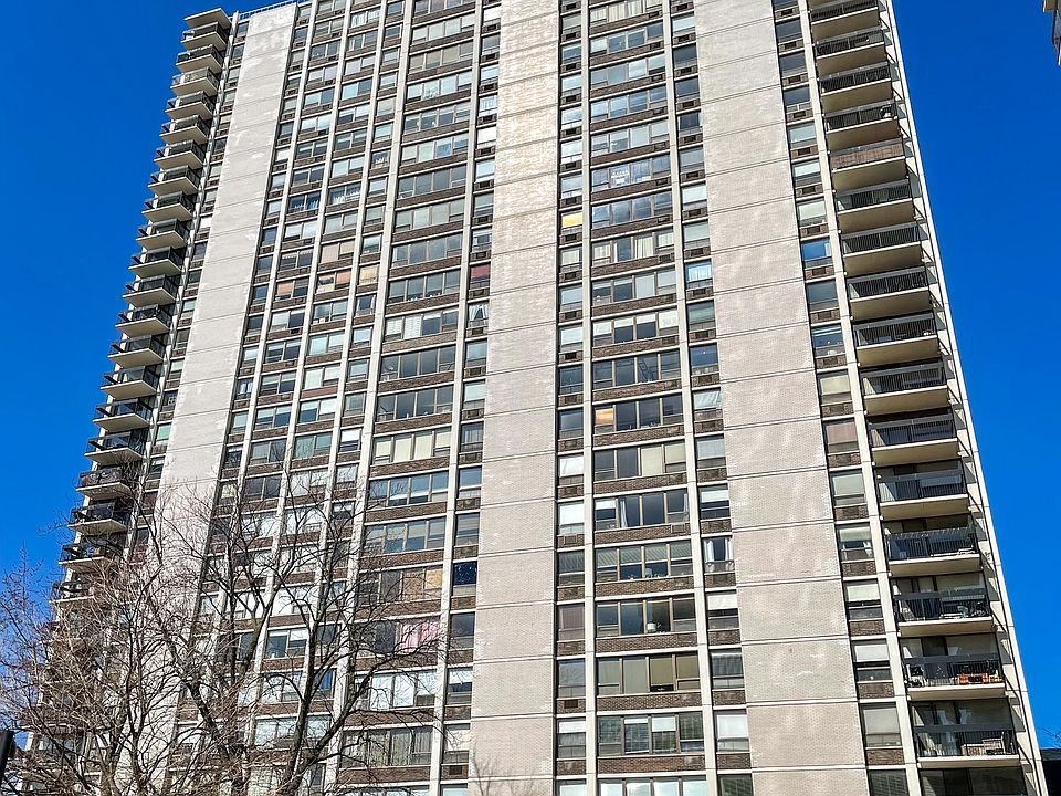 1st image of 1460 N Sandburg Ter APT 1705