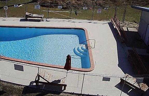 5th image of 297 Woods Dr