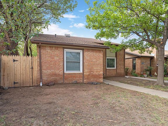 2nd image of 3007 SW 28th Ave