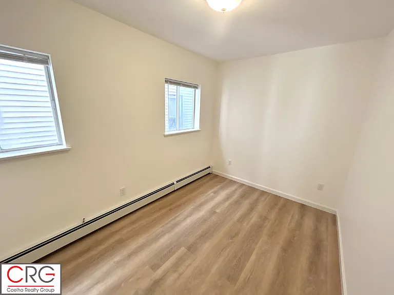47 Everett St #1 — Photo 14
