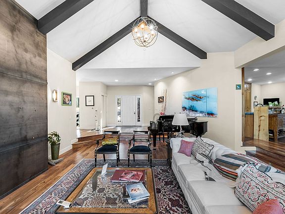 5th image of 2339 Bitterroot Ln