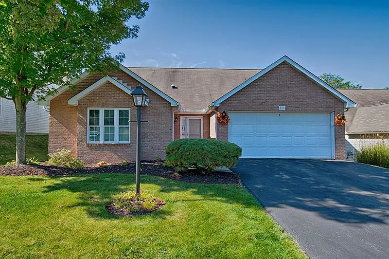 209 Saddle Ct photo 1
