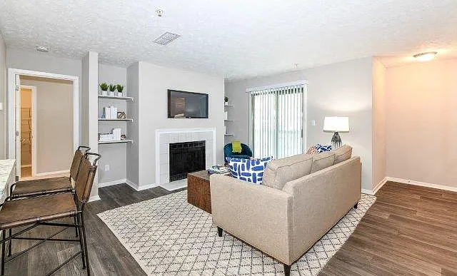 Woodcrest Village — Photo 8