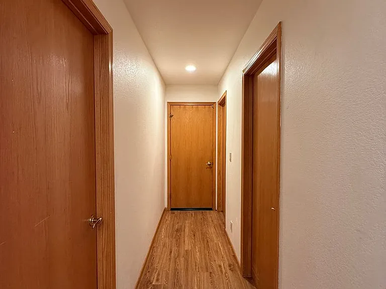 1470 Mercer Ct — Photo 29