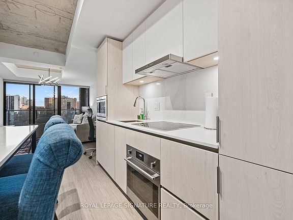 4th image of 47 Mutual St #406