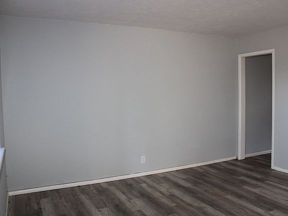 4th image of 4900 Palmer Ave