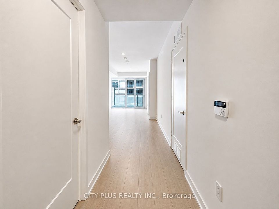 1st image of 135 Lower Sherbourne St #2621