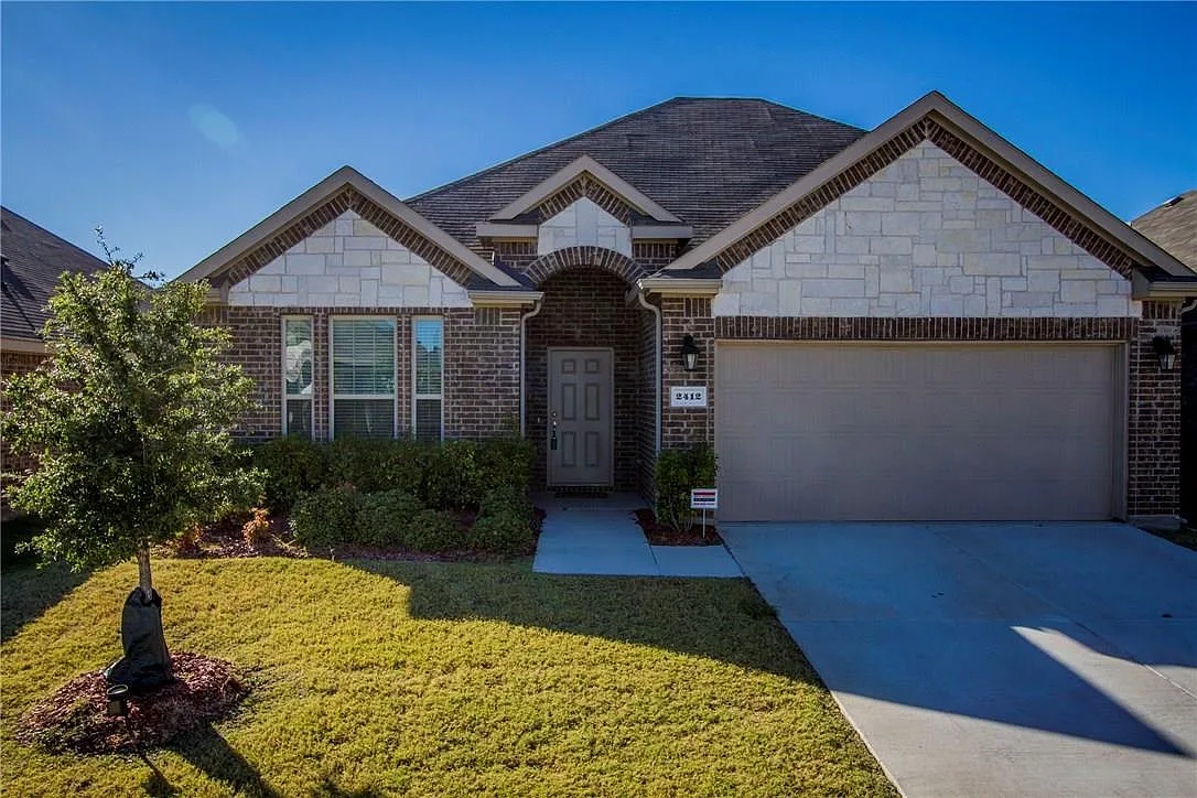 2412 Michelle Creek Drive - 1 — Photo 4
