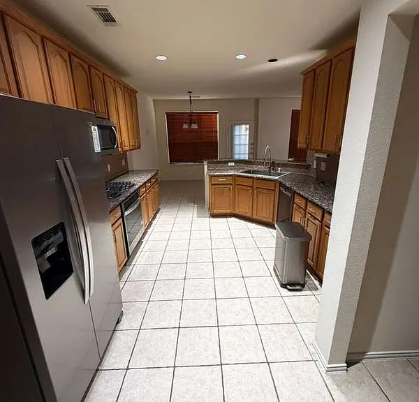 5000 Crossvine Ln — Photo 4