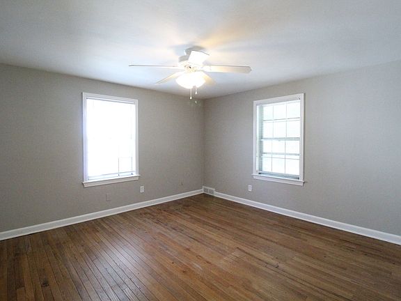 5th image of 7624 Terrace St #7624