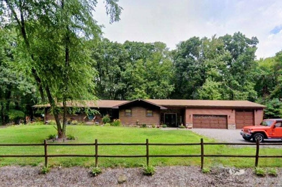 1st image of 141 Hall Rd