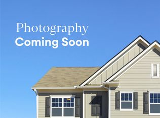 4 Marc Dr, Ridge, NY 11961