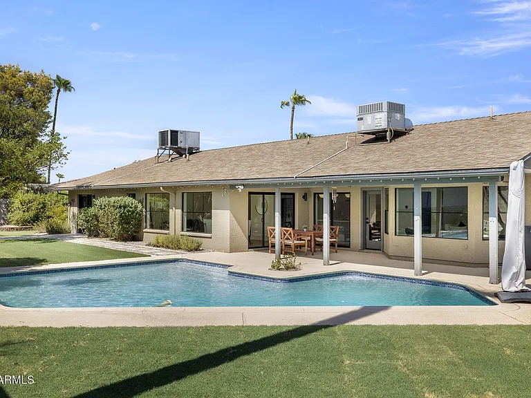 2601 E Sahuaro Dr — Photo 23