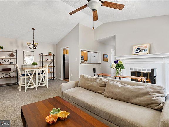 3rd image of 8604 Shadwell Dr Unit 36