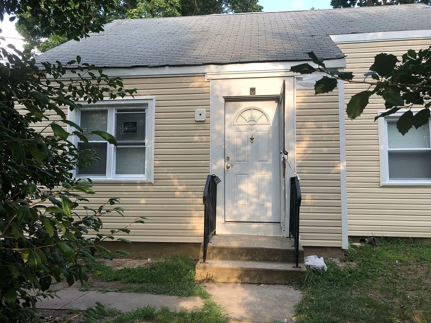 Amazing Recently Renovated Cape Style Home in Quiet Neighborhood!! New Kitchen! 2 New Baths!! Cen... — Photo 1