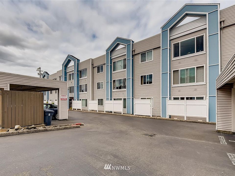 1st image of 25 N Broadway #308