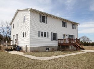 W1530 Tecumseh Rd, New holstein, WI 53061