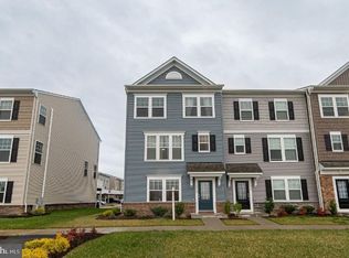 2212 Shadmoor Dr, Fredericksburg, VA