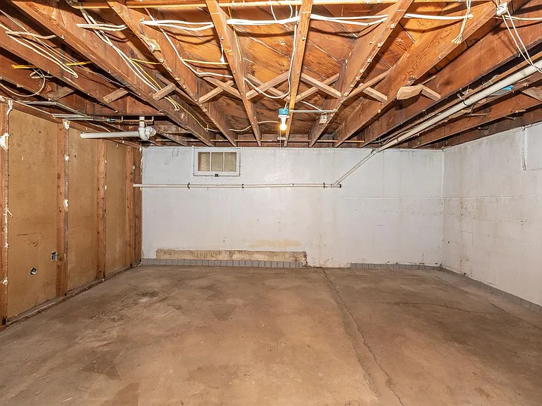 531 Lee Pl — Photo 35