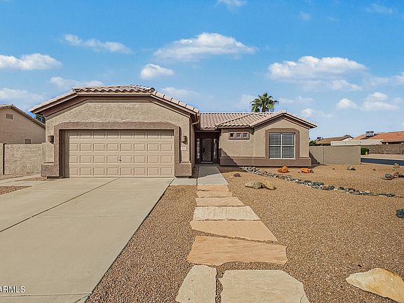 2nd image of 1472 E DESERT INN Drive