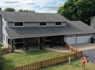 36997 Wildernest Rd, Prairie Du Chien, WI 53821