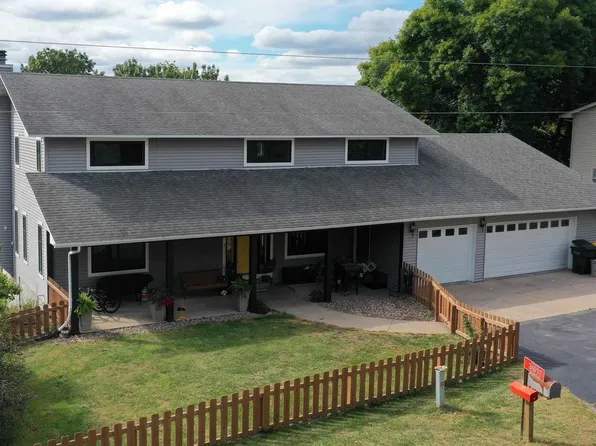 36997 Wildernest Road, Prairie Du Chien, WI 53821