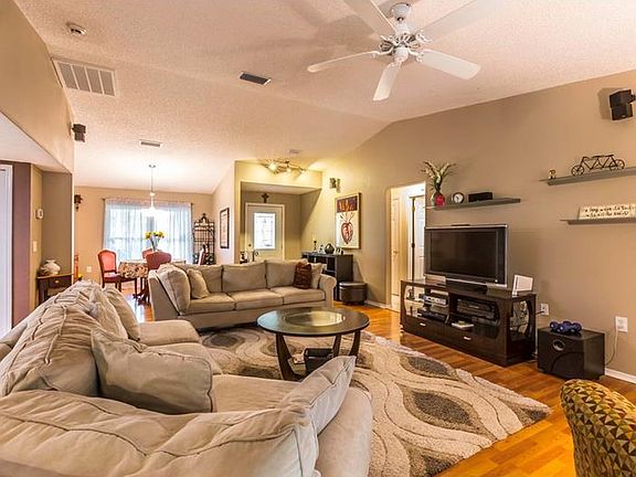 5th image of 27242 Black Hawk Dr