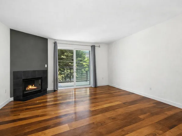 231 Belmont Ave E Unit 310, Seattle, WA 98102