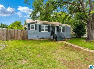 302 Coosa Pines Dr, Childersburg, AL 35044